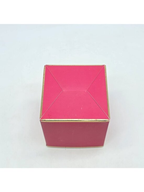 DayNa Decker Chandel JuJuBe Peony 7 Oz Candle EcoWood Wick Gold Glass Rare NEW